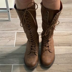 Brown Boots size 8